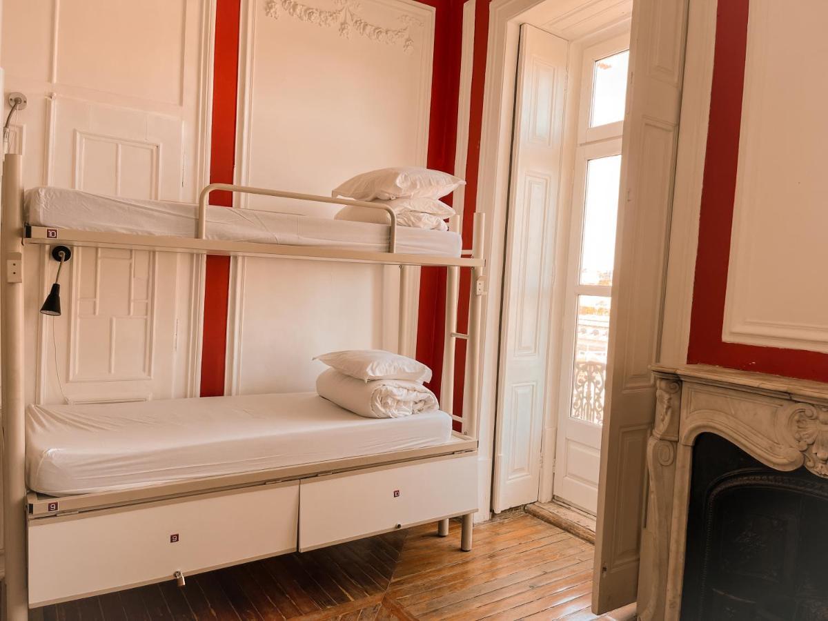 Safestay Bairro Alto Albergue *